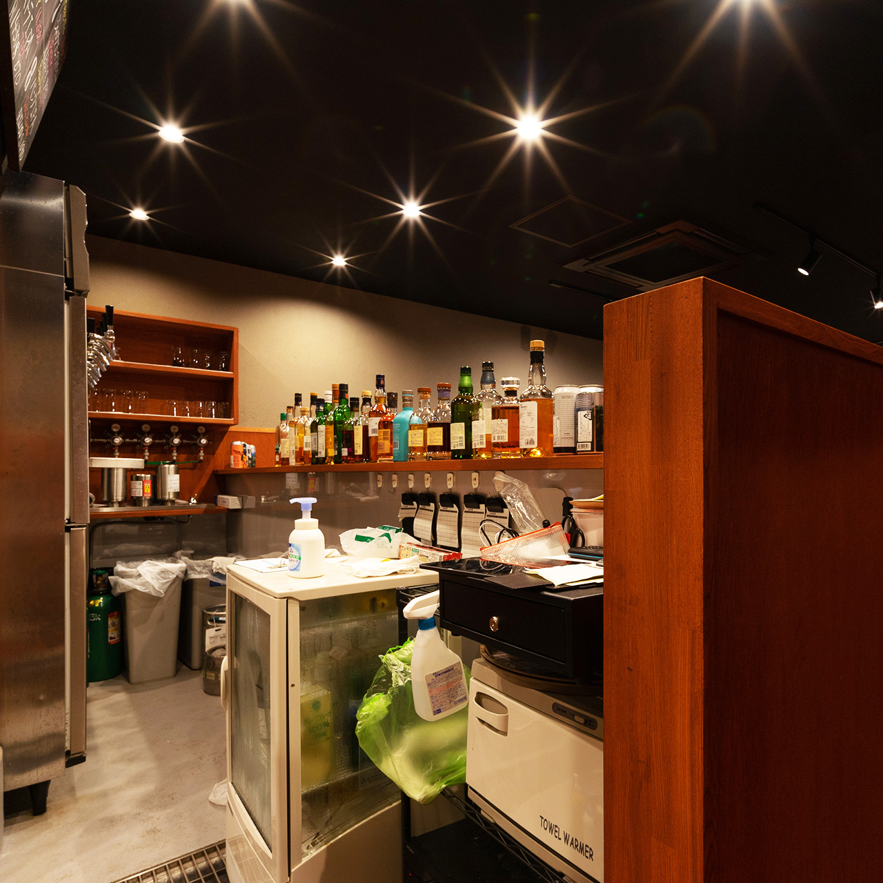 beer bar greedy 写真11